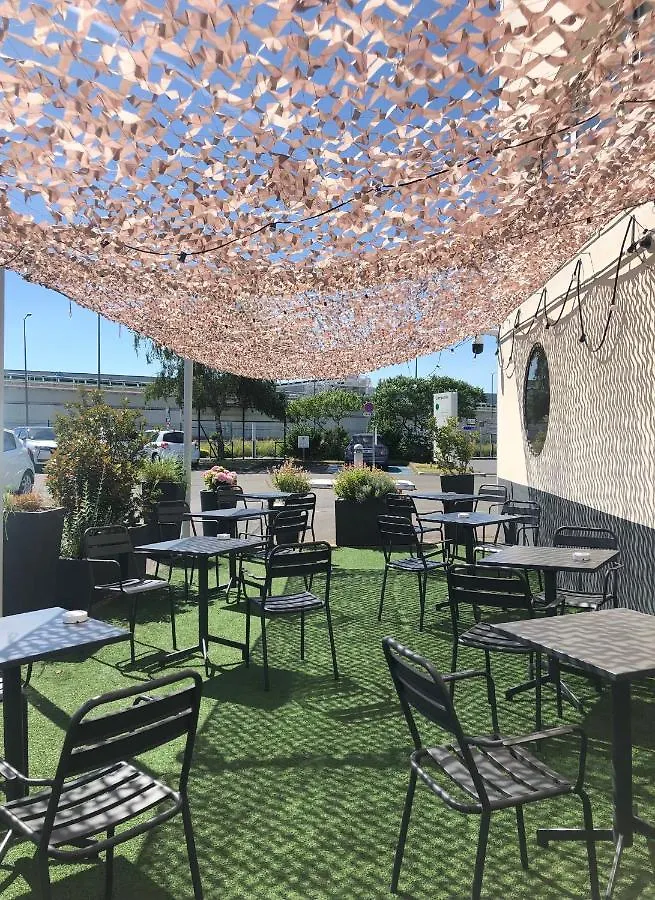 Hotel Campanile Le Bourget – Airport 4*,  France