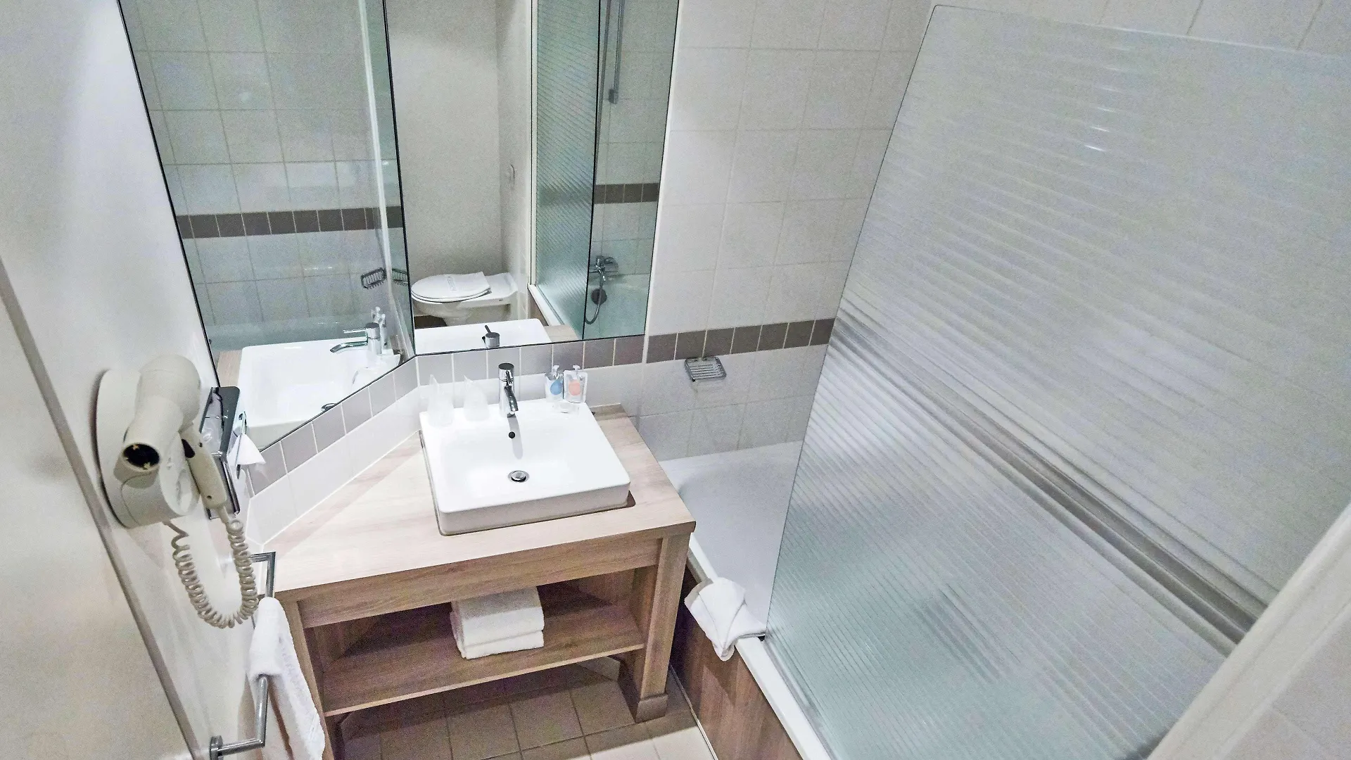 Hotel Campanile Le Bourget – Airport